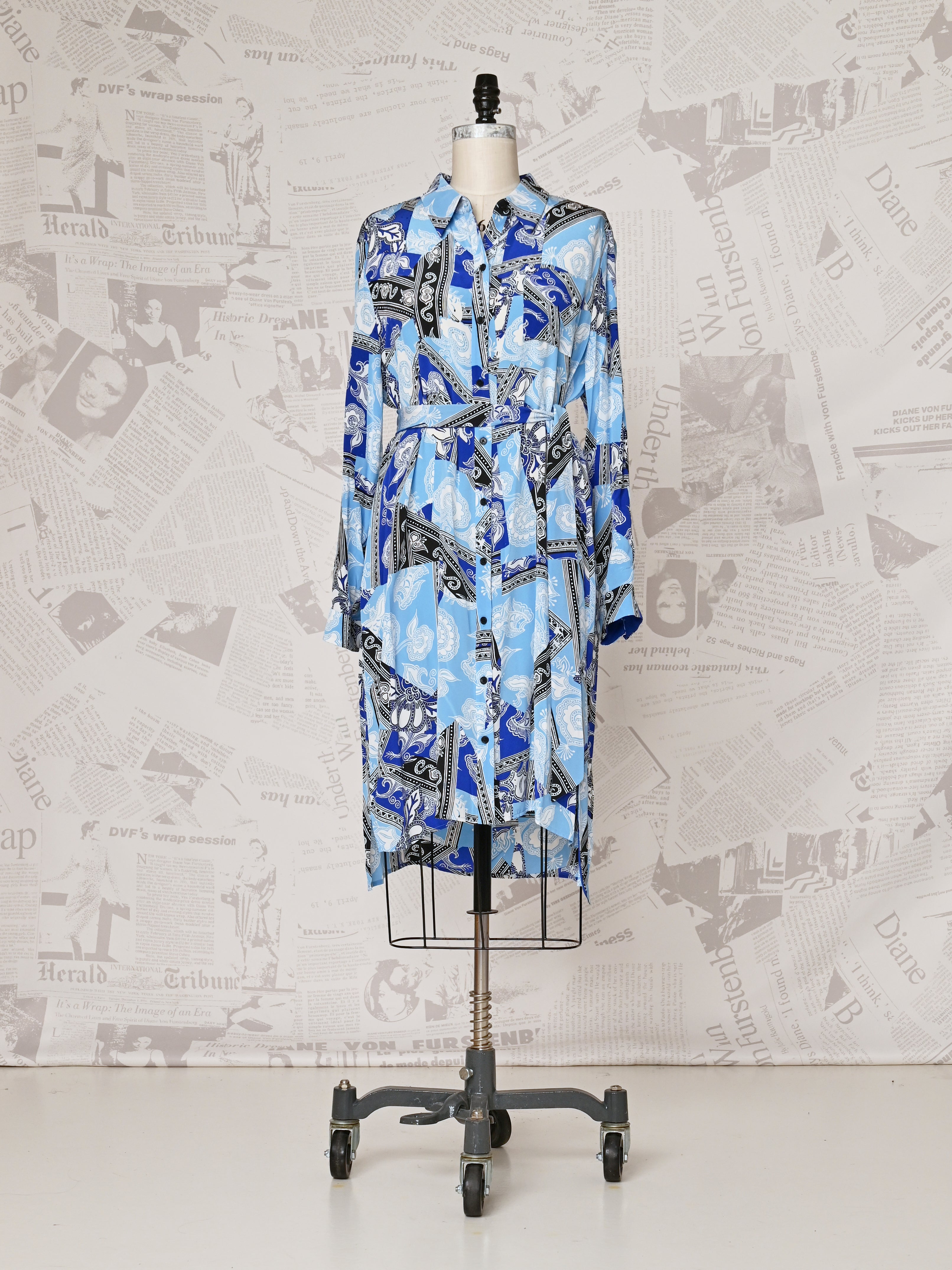 blue and white spotty dress Floral Plus Size Waist Tie Shirt Dress