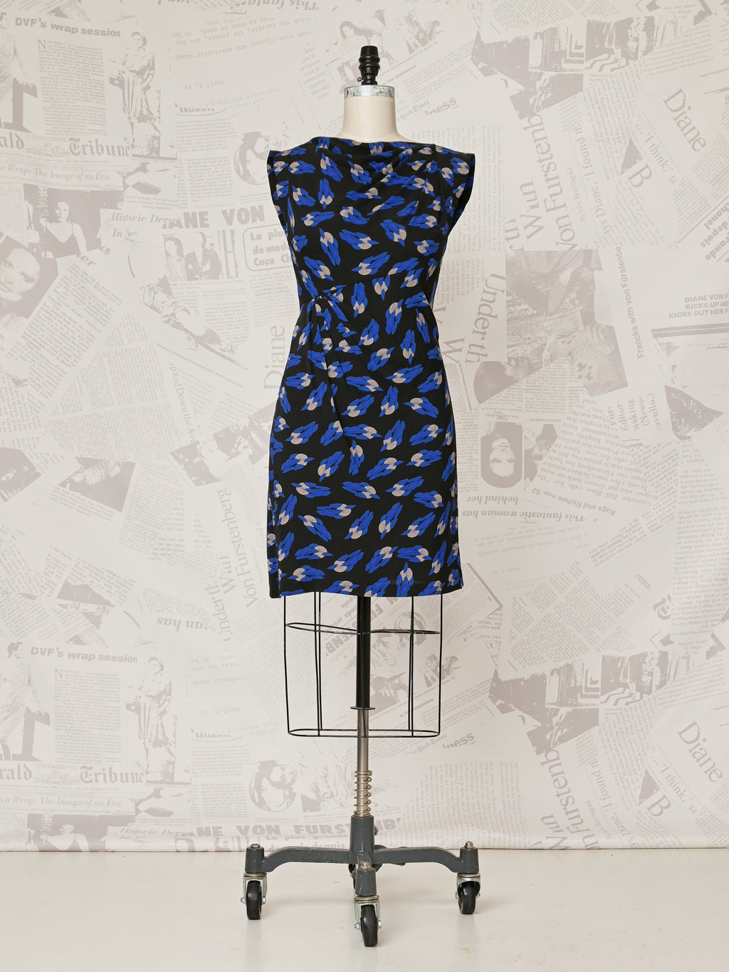★レア★サイズ8 ★DIANE von FURSTENBERG マウントワンピ Mattie Dress - DVF Vintage – Diane von Furstenberg
