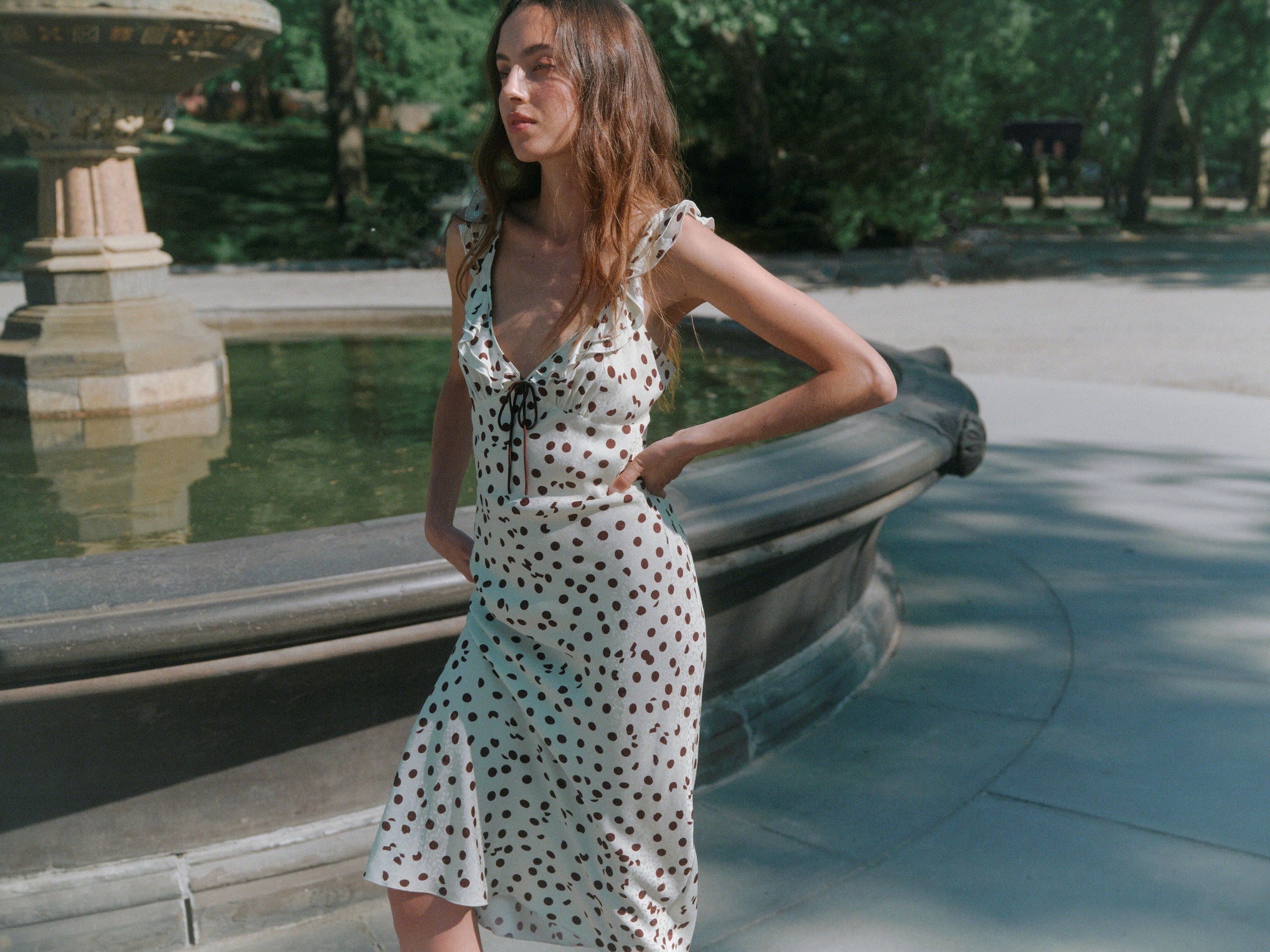 Mini, Midi or Maxi: How to Choose a Dress Length