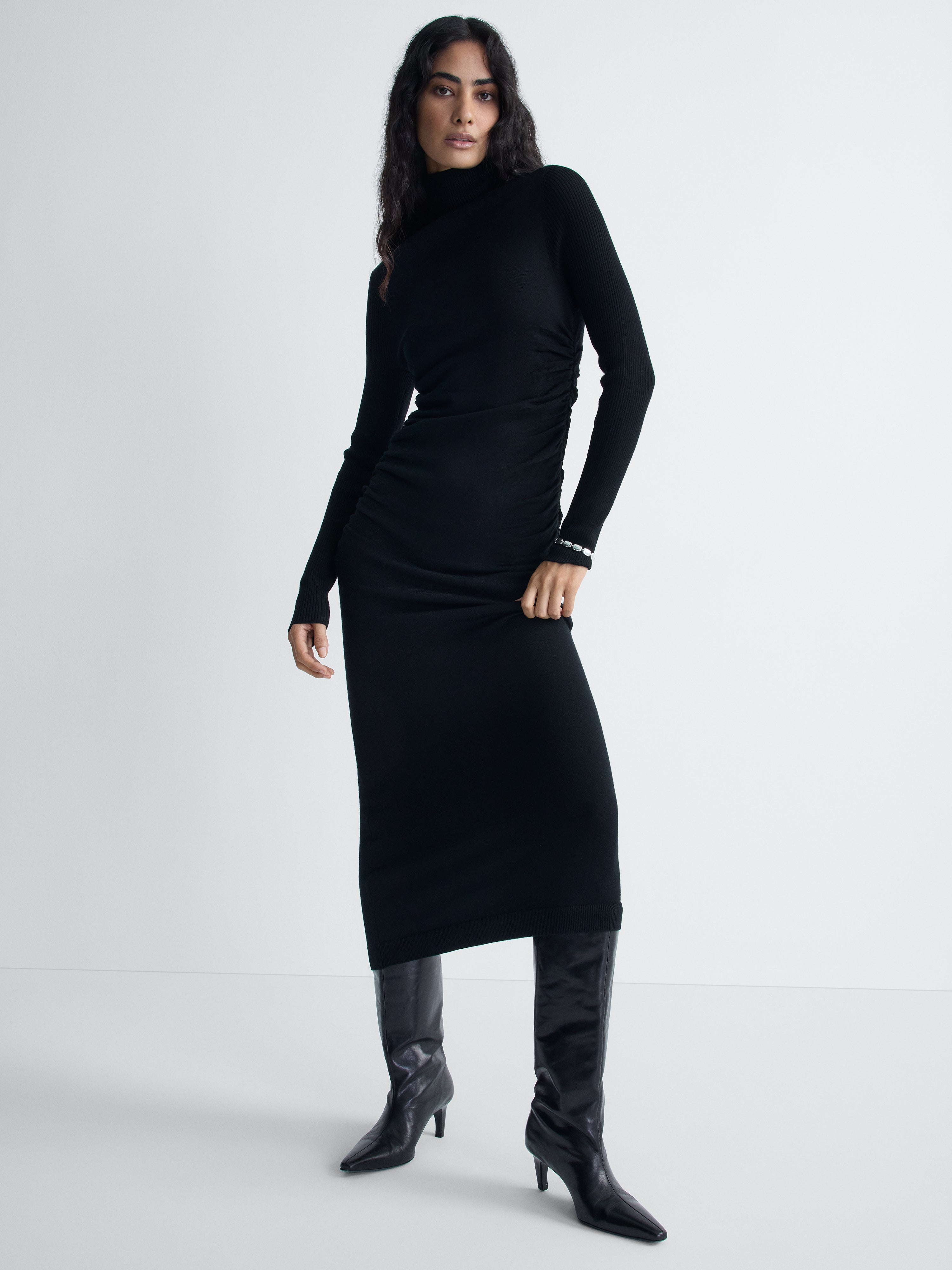 Donna Wool Sweater Dress in Black, alternate pose