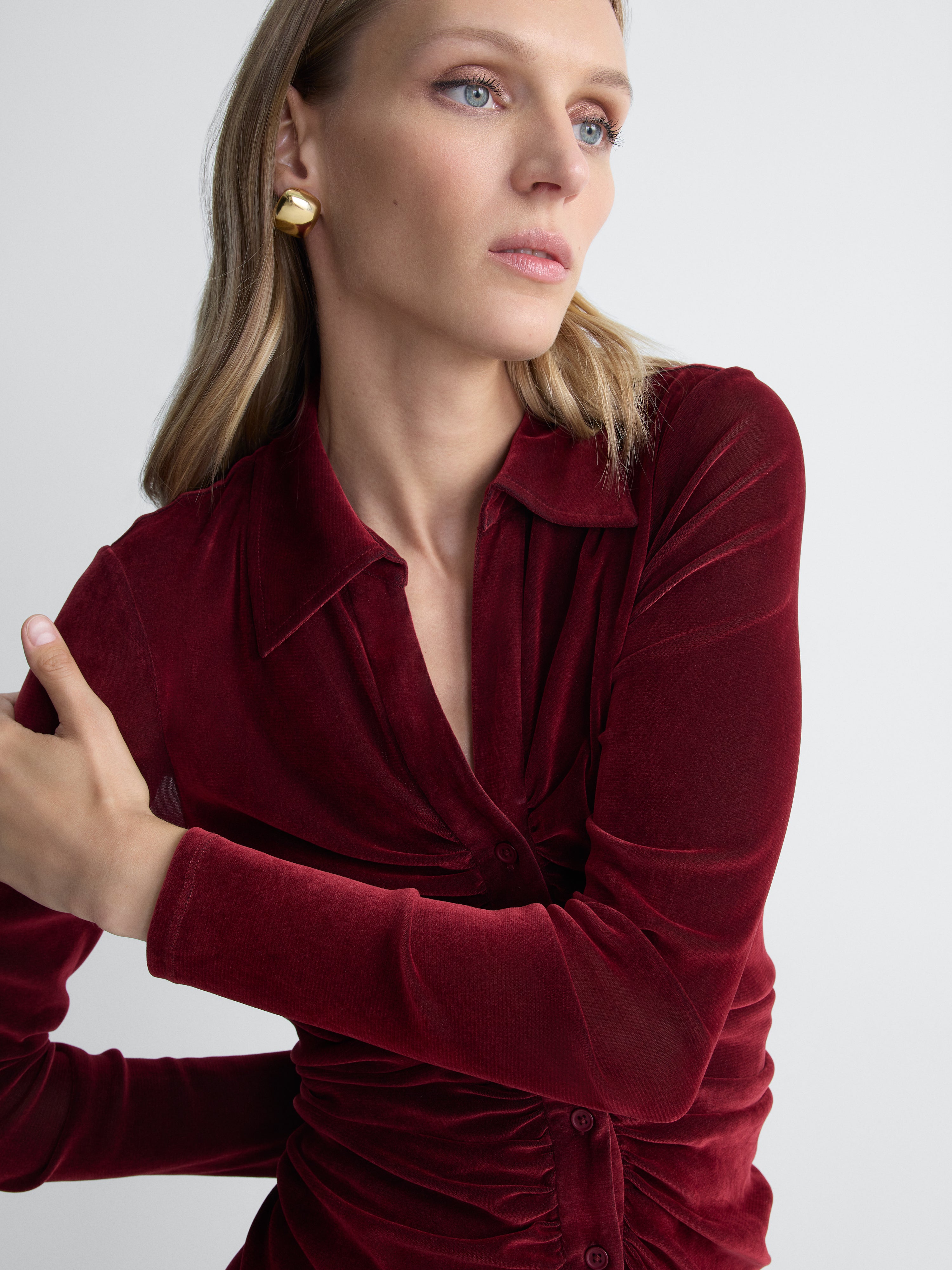 Sheska Velvet Dress in Brick, close-up