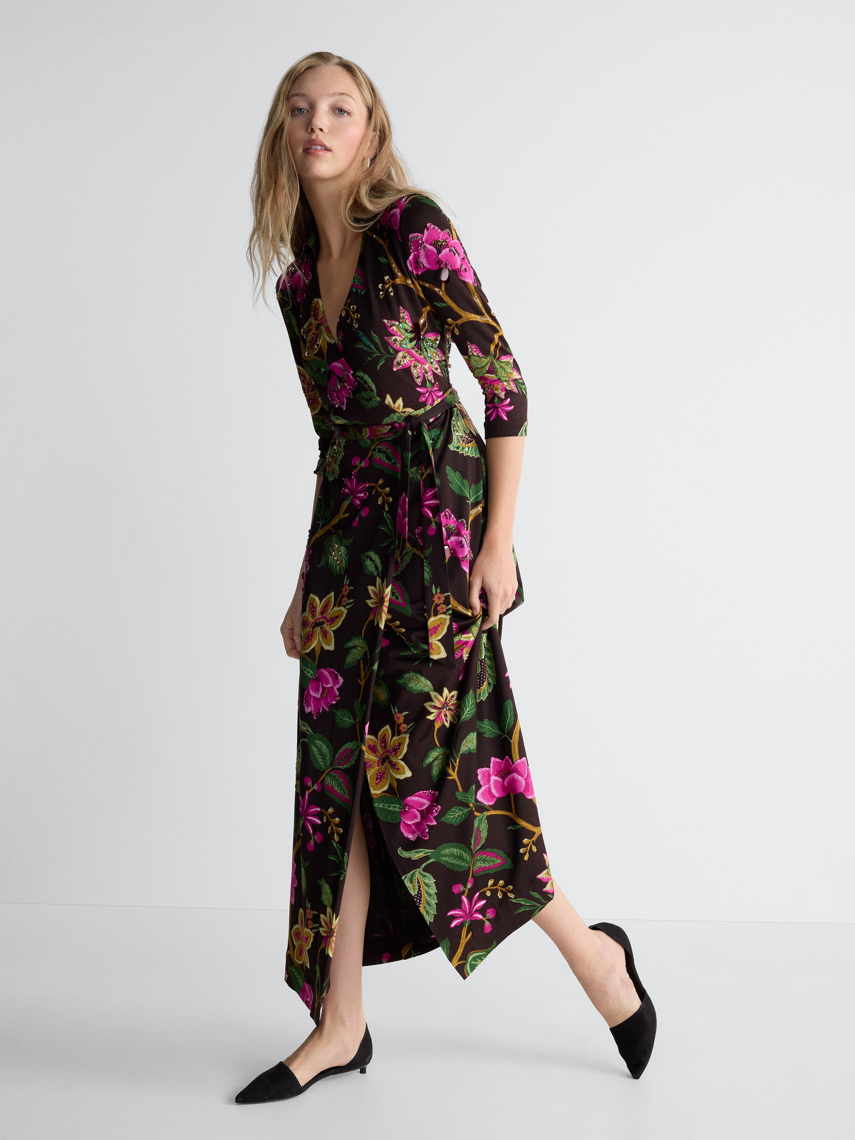 Abigail Maxi Embellished Wrap Dress – Diane von Furstenberg