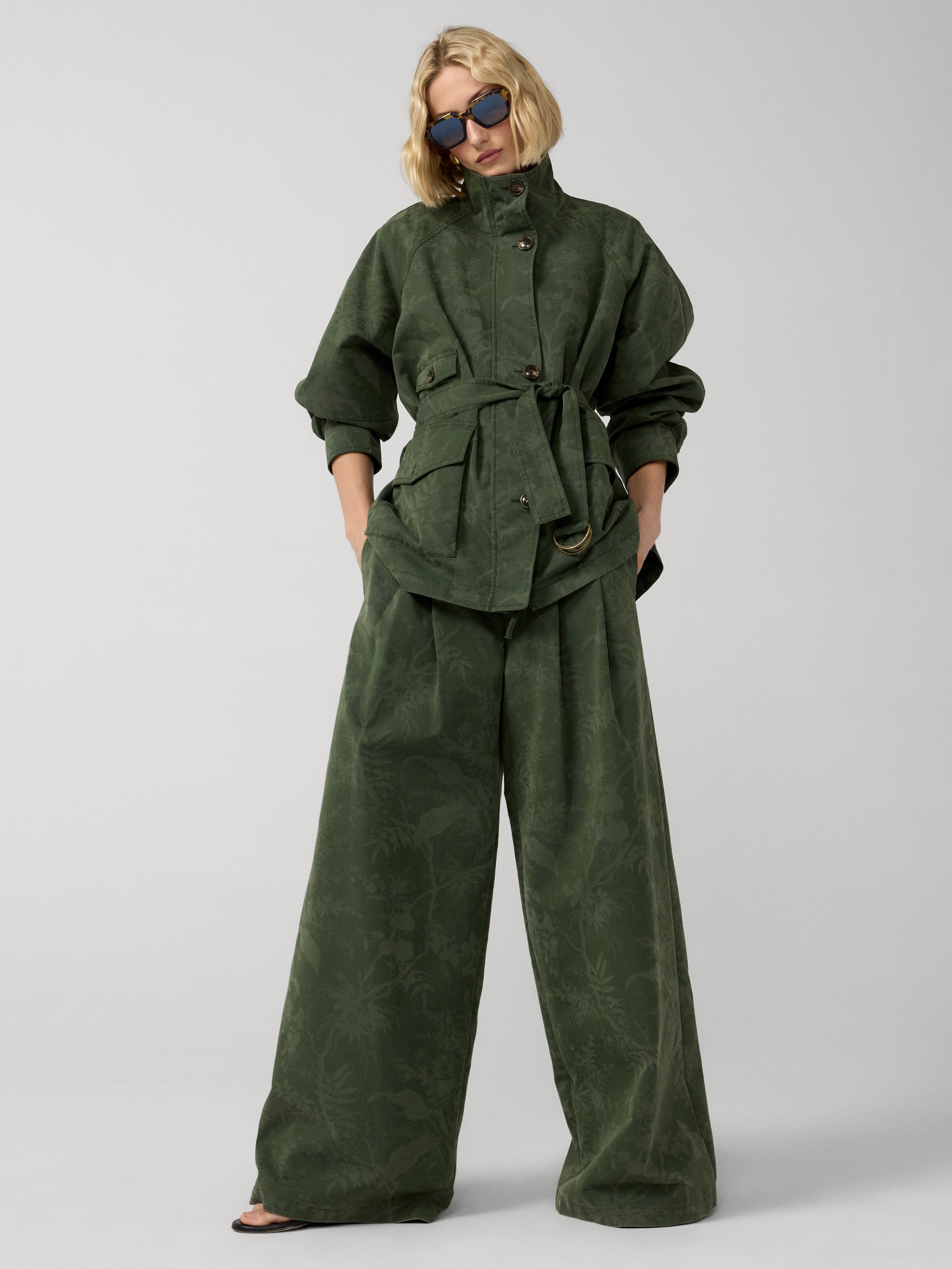 DENIMDUNGAREE leader of the packHAT58カーキ Karlie Jacket – Diane von Furstenberg