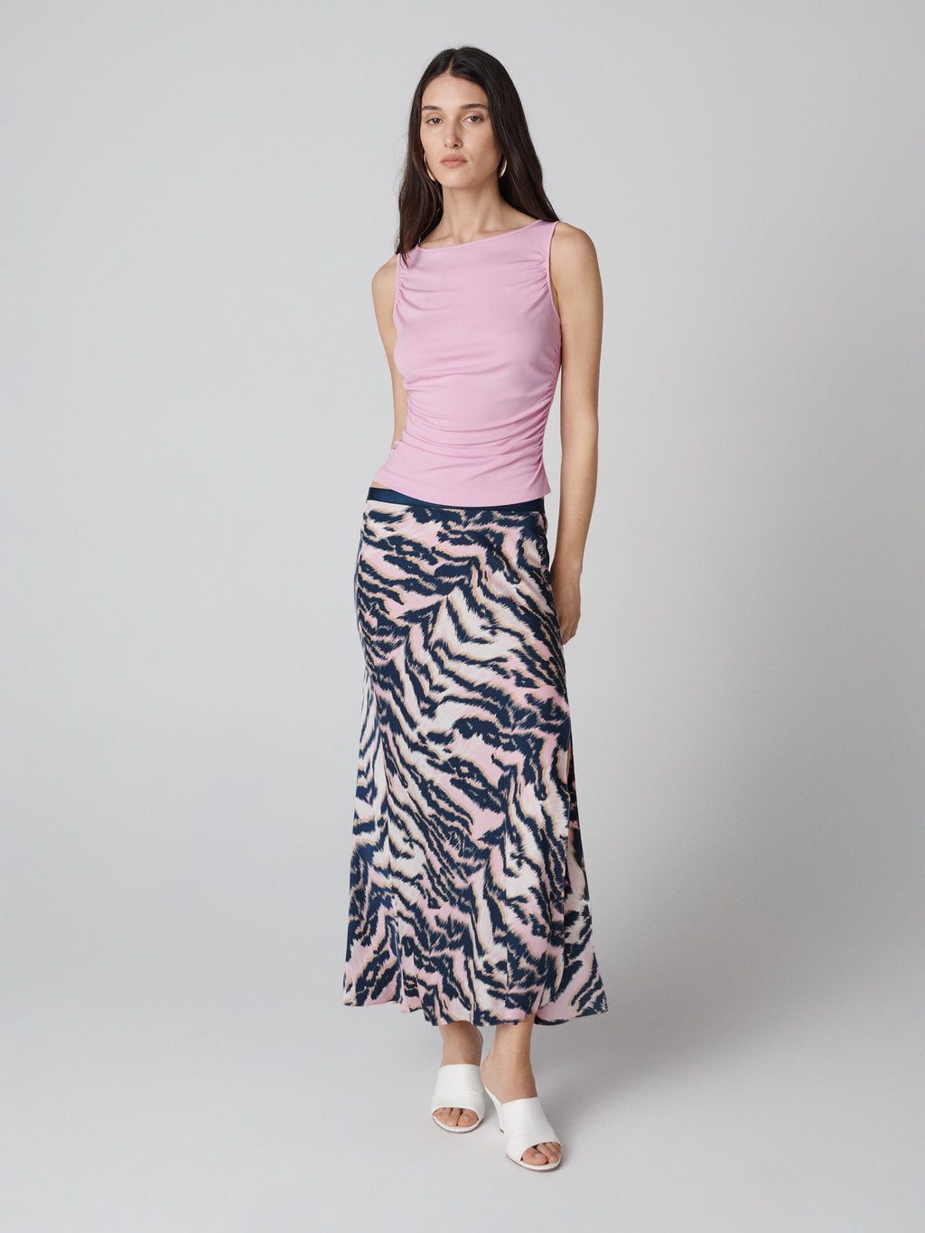 Diane von Furstenberg ドット柄ミニスカートDvF S004APLTMPSCDC_A1_1127_1024x.
