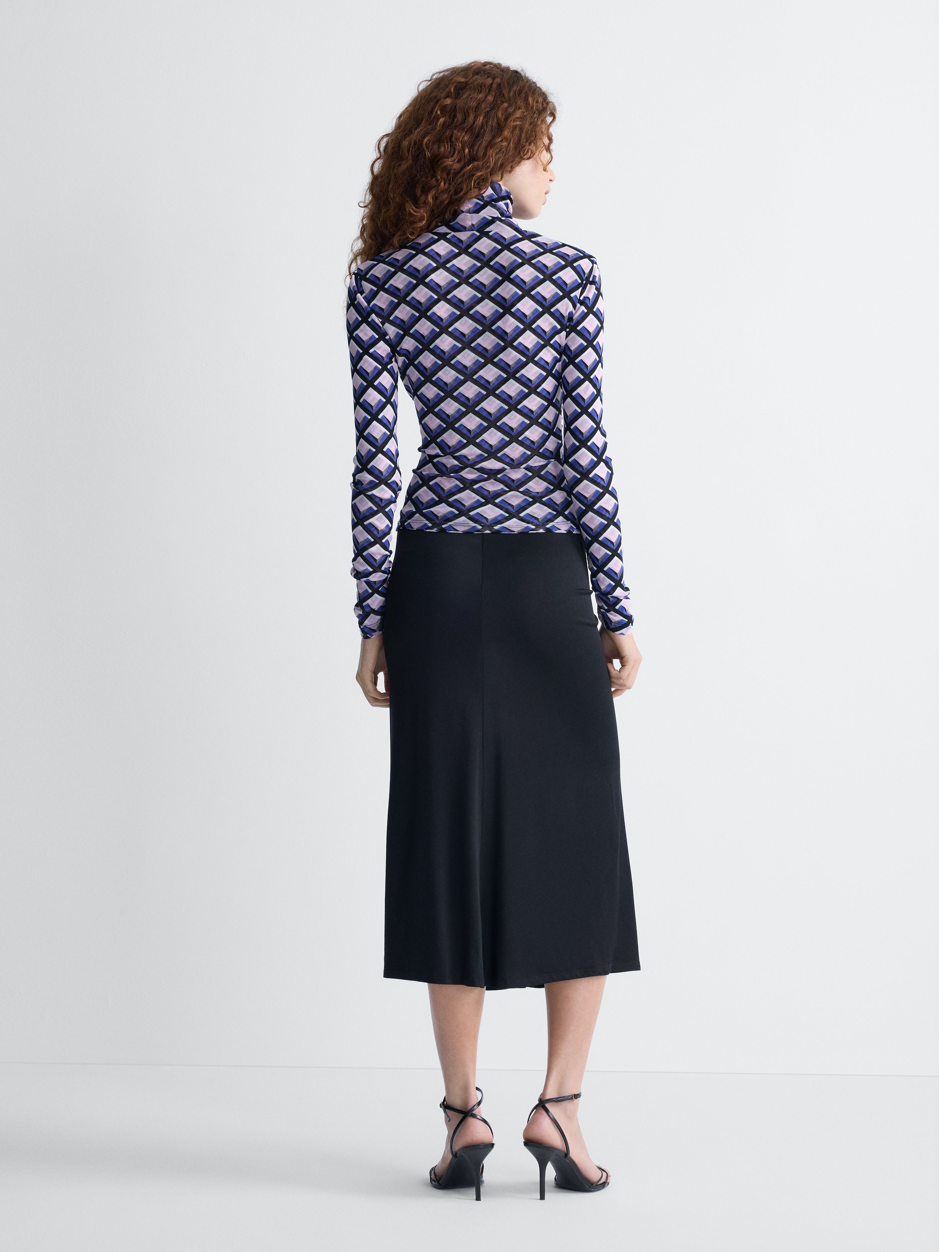 Simi Jersey Skirt in Black, back view