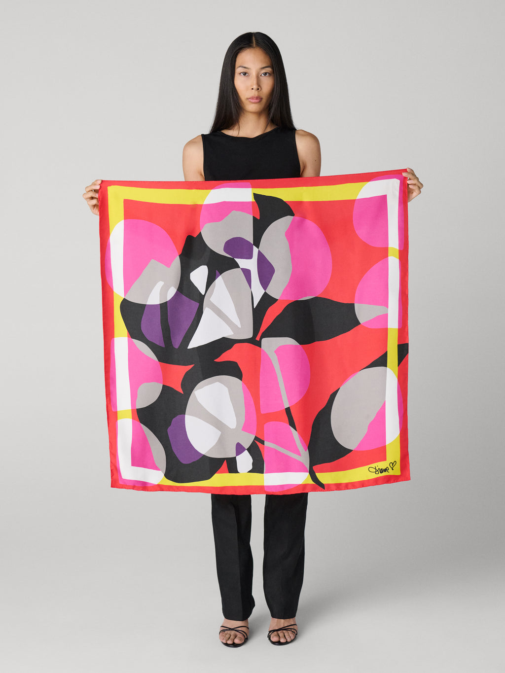SCARF_15_1024x.jpg?v=1762810288